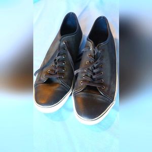 Men's Banana Republic black lace-up shoes Size 10 1/2.